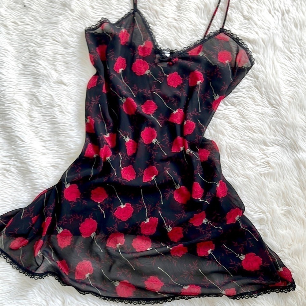 Vintage Gilligan & O’Malley Rose Chiffon Slip
